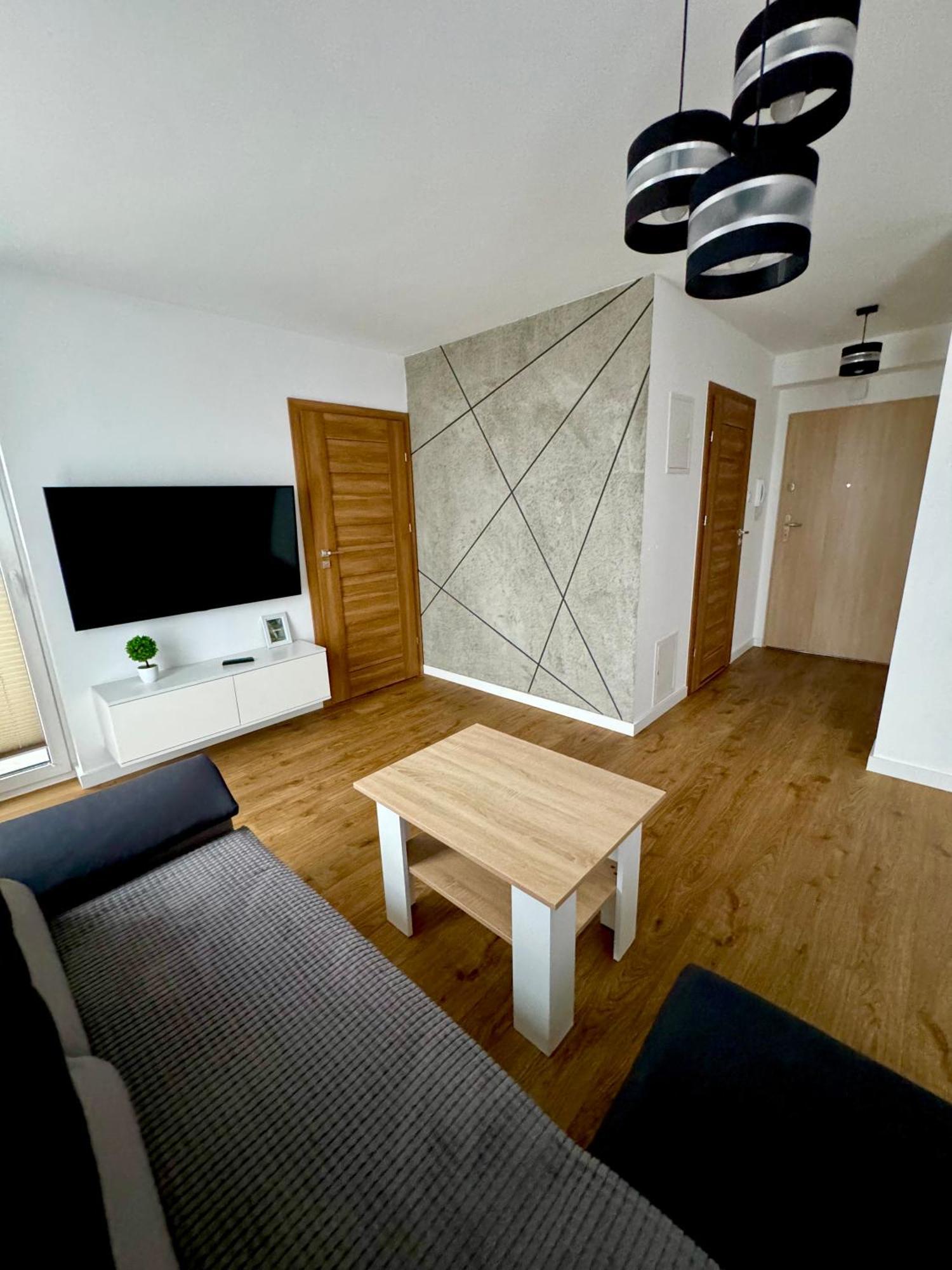 Jurajska Plaza - Nowoczesny Apartament Z Osobna Sypialnia, Parking Gratis - 키엘체 외부 사진